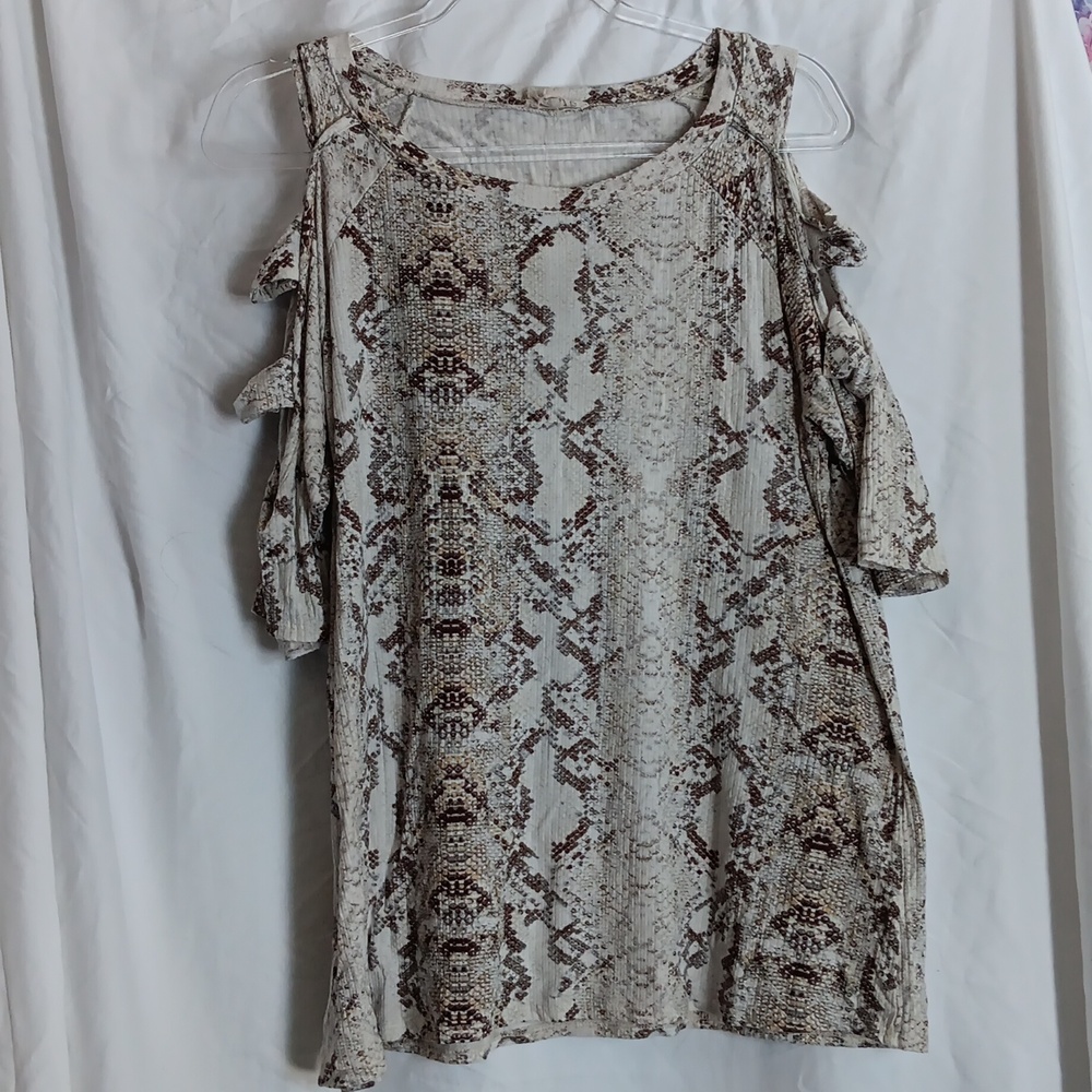 Dept.222 snake skin top